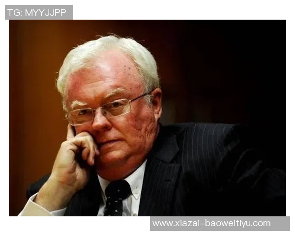 怀念传奇球员迈克尔雷理查德森逝世享年70岁致敬其辉煌篮球生涯